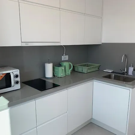 ゲストハウス Helena Amber 3*