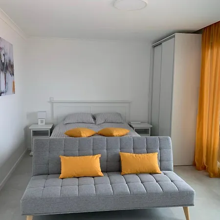 בית הארחה Helena Amber