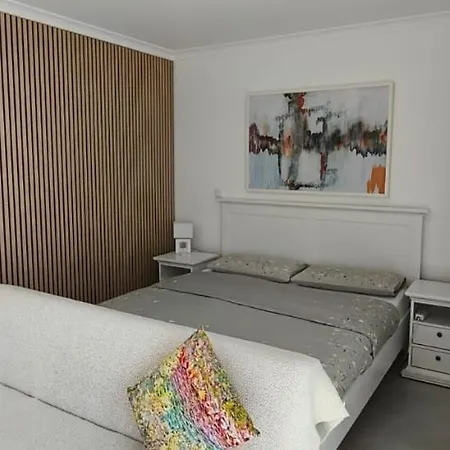 Helena Amber בית הארחה קאניקו