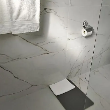 Helena Amber בית הארחה