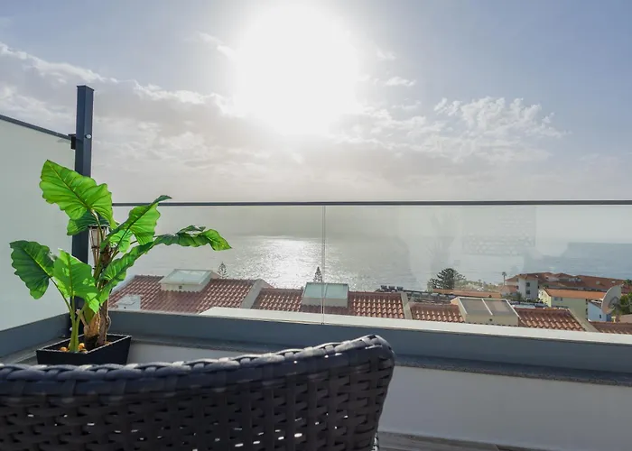 招待所 Helena Amber