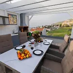 Helena Amber Penzion