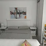 Helena Amber Penzion 4*