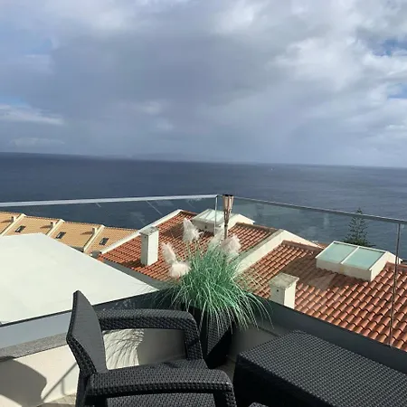 Helena Amber 4*