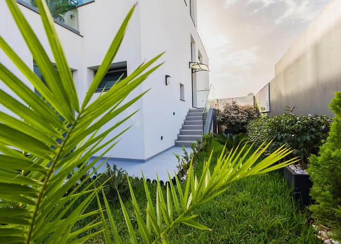 Penzion Helena Amber Caniço